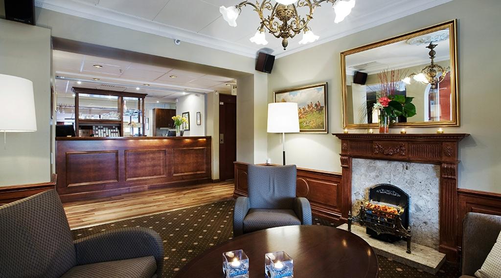Home Hotel Kung Oscar Trollhättan Buitenkant foto