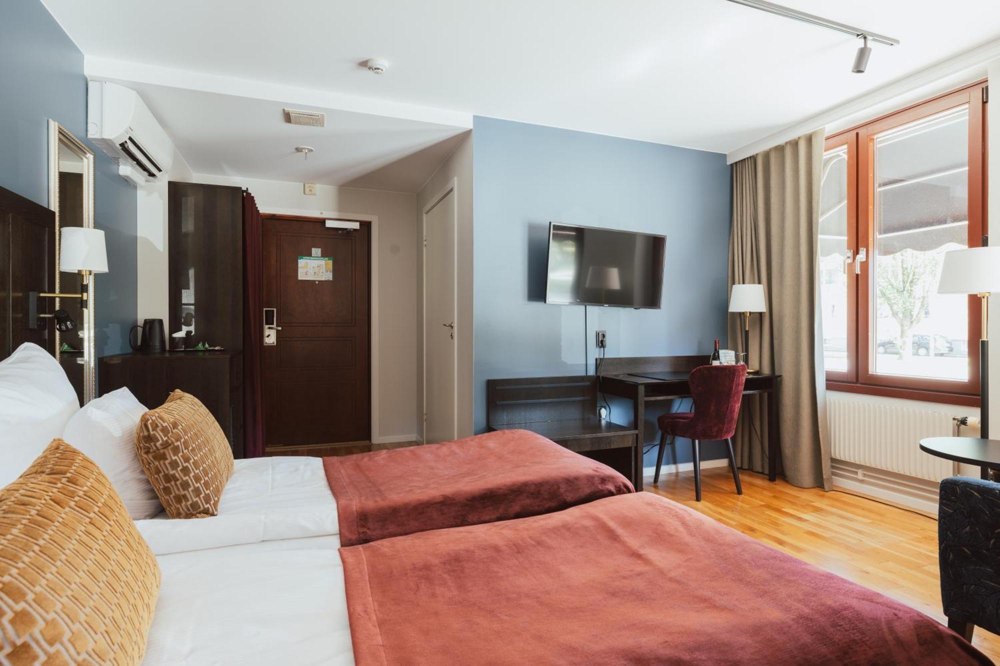 Home Hotel Kung Oscar Trollhättan Buitenkant foto