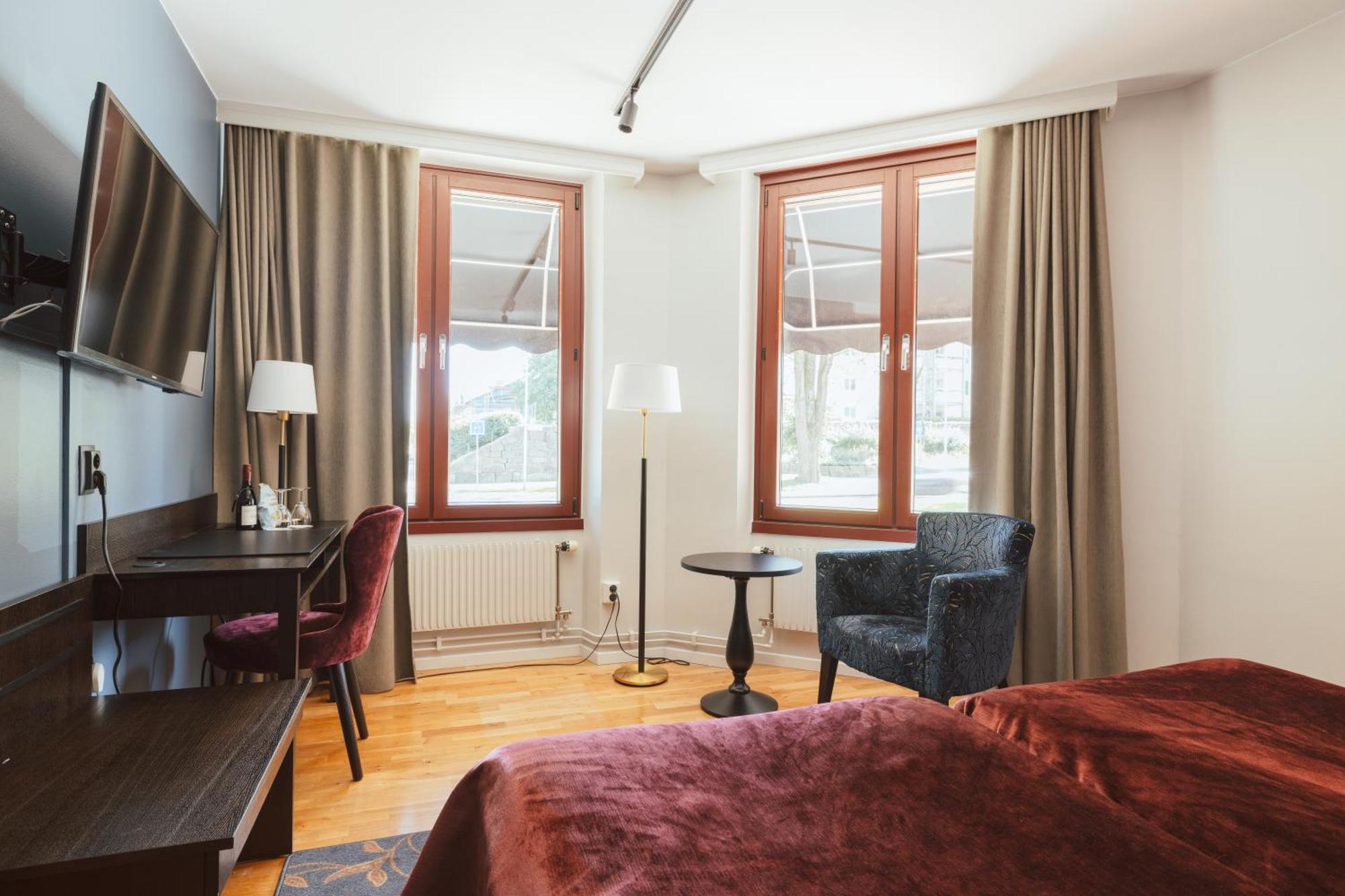 Home Hotel Kung Oscar Trollhättan Buitenkant foto