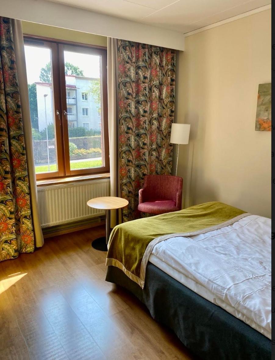 Home Hotel Kung Oscar Trollhättan Buitenkant foto