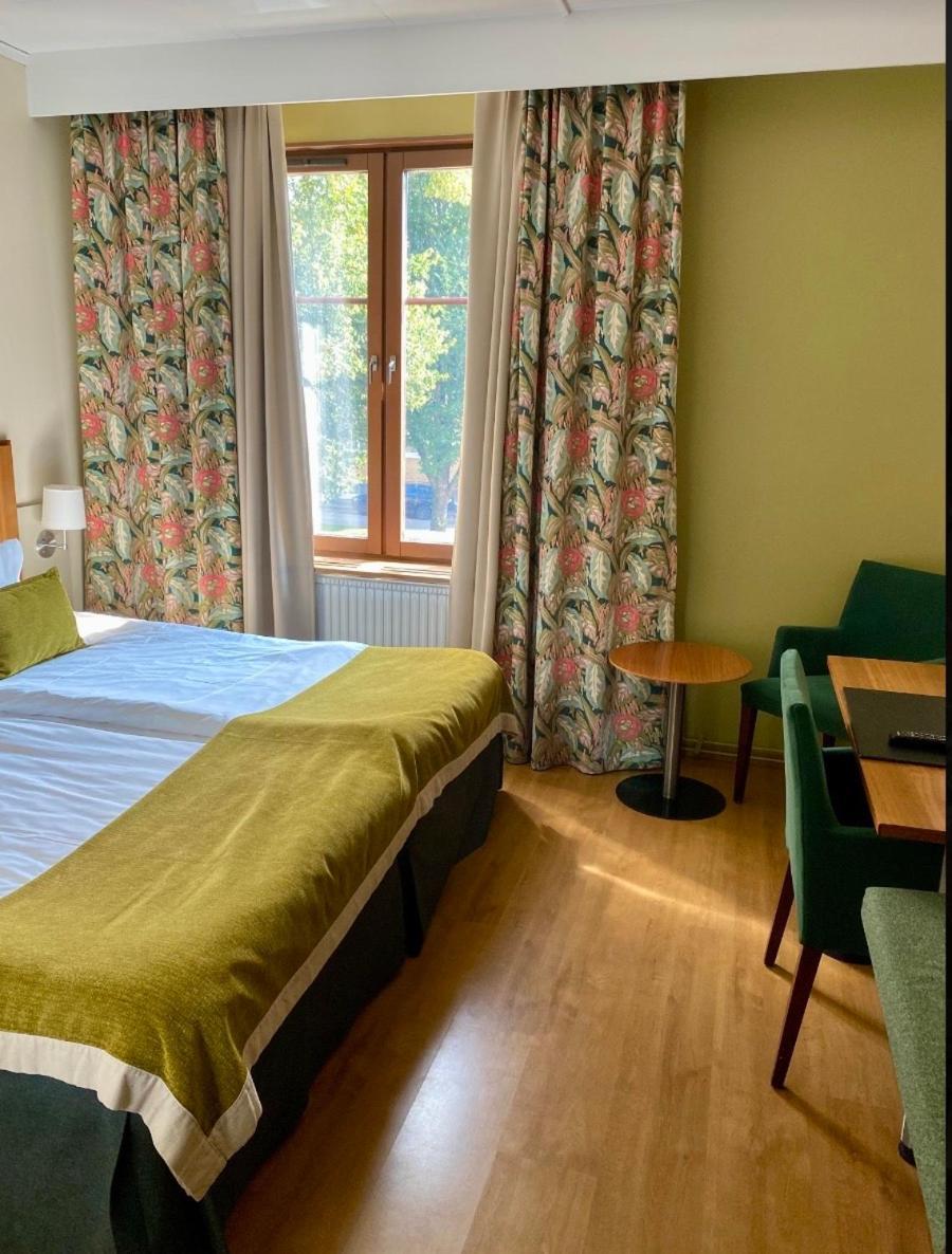 Home Hotel Kung Oscar Trollhättan Buitenkant foto
