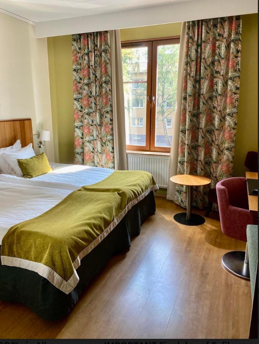 Home Hotel Kung Oscar Trollhättan Buitenkant foto
