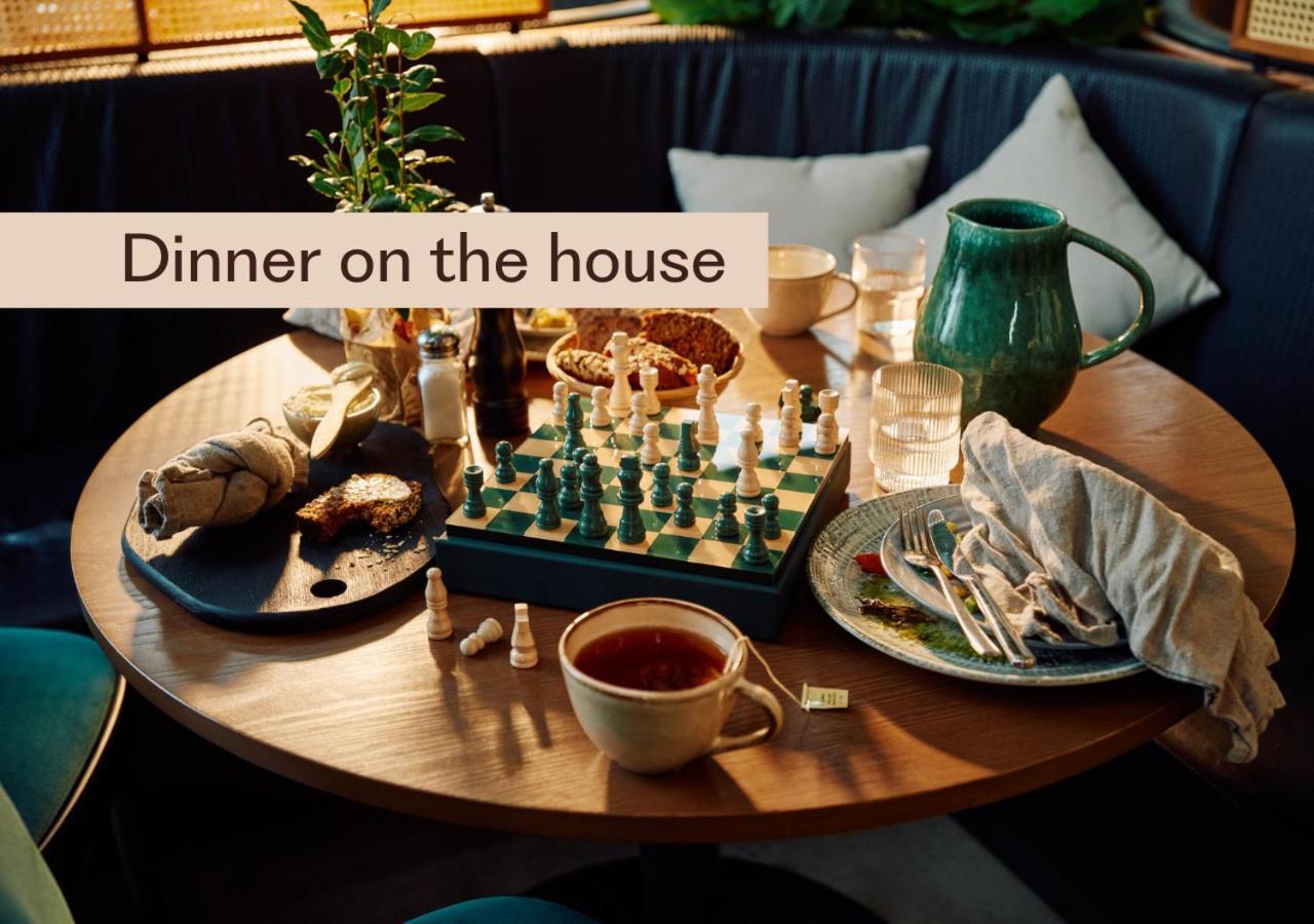 Home Hotel Kung Oscar Trollhättan Buitenkant foto