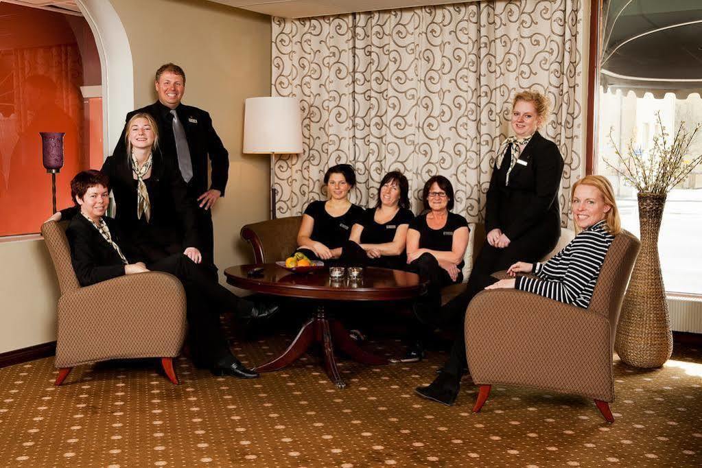 Home Hotel Kung Oscar Trollhättan Buitenkant foto