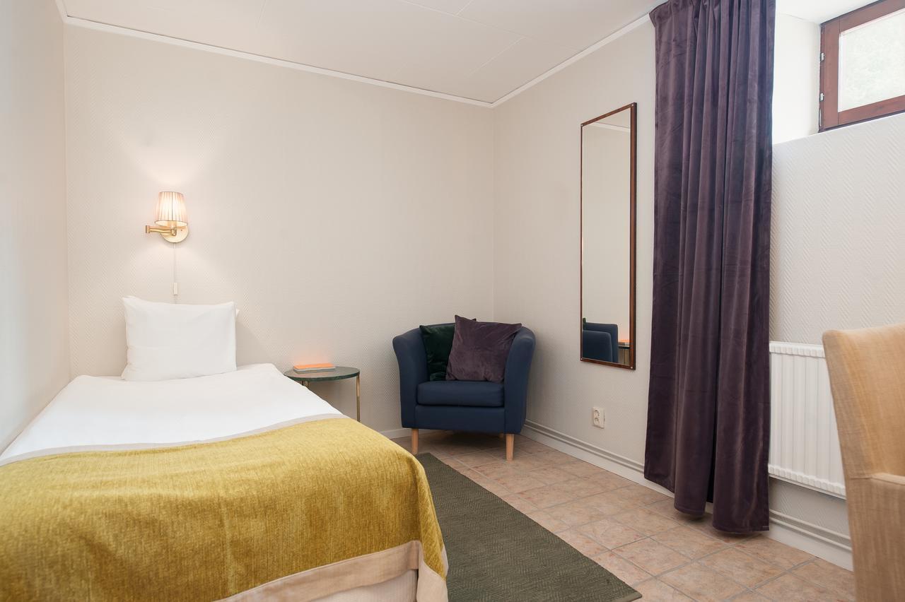 Home Hotel Kung Oscar Trollhättan Buitenkant foto