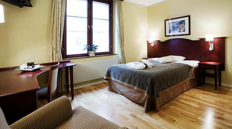 Home Hotel Kung Oscar Trollhättan Buitenkant foto